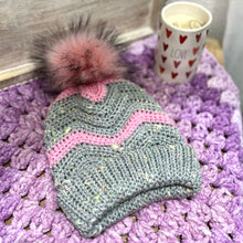 Load image into Gallery viewer, Valentine&#39;s pink red beanie hat toque - FancyBull Creations