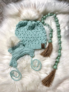 Icee Blue Mommy and Matching Dog Beanie Hat Set