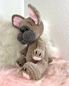 colored eyes blue fawn frenchie crochet pattern