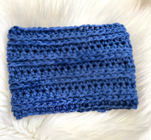 Load image into Gallery viewer, blue crochet puppy dog snood
